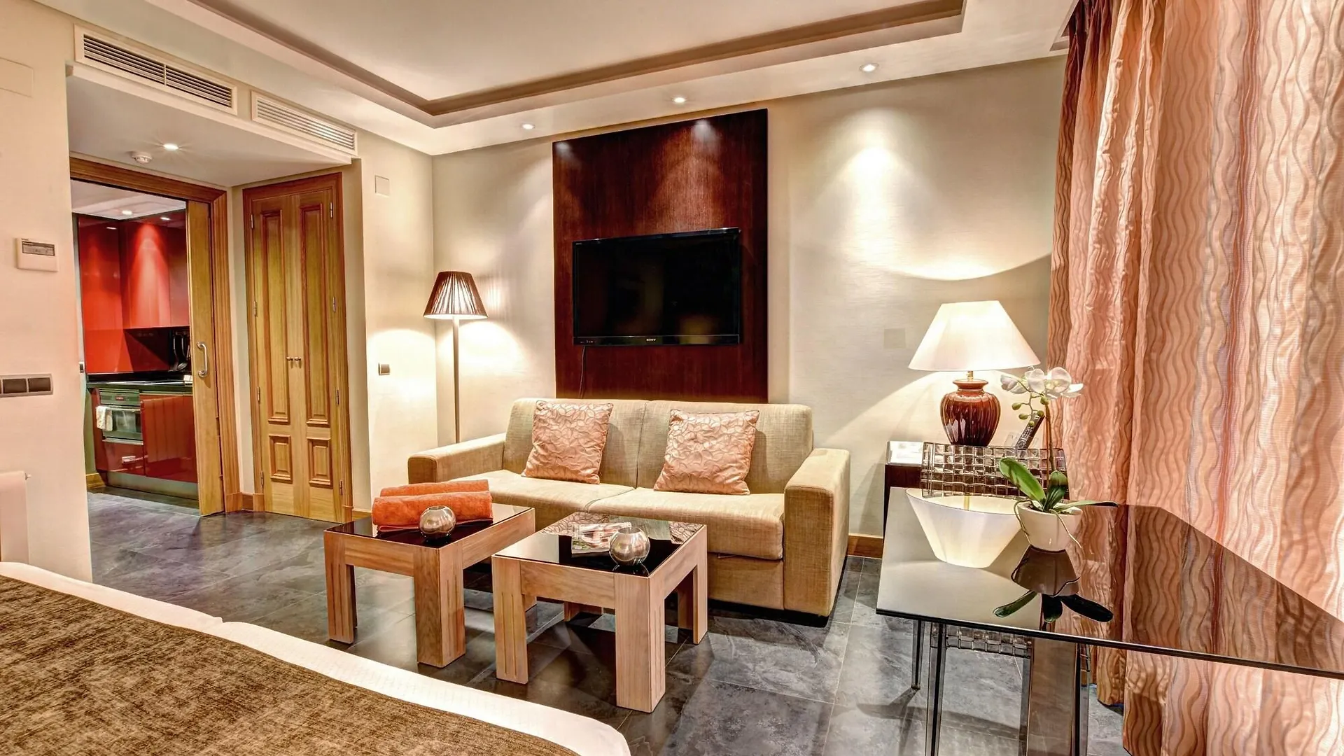 Artplatinum Suites & Apartments Benalmádena