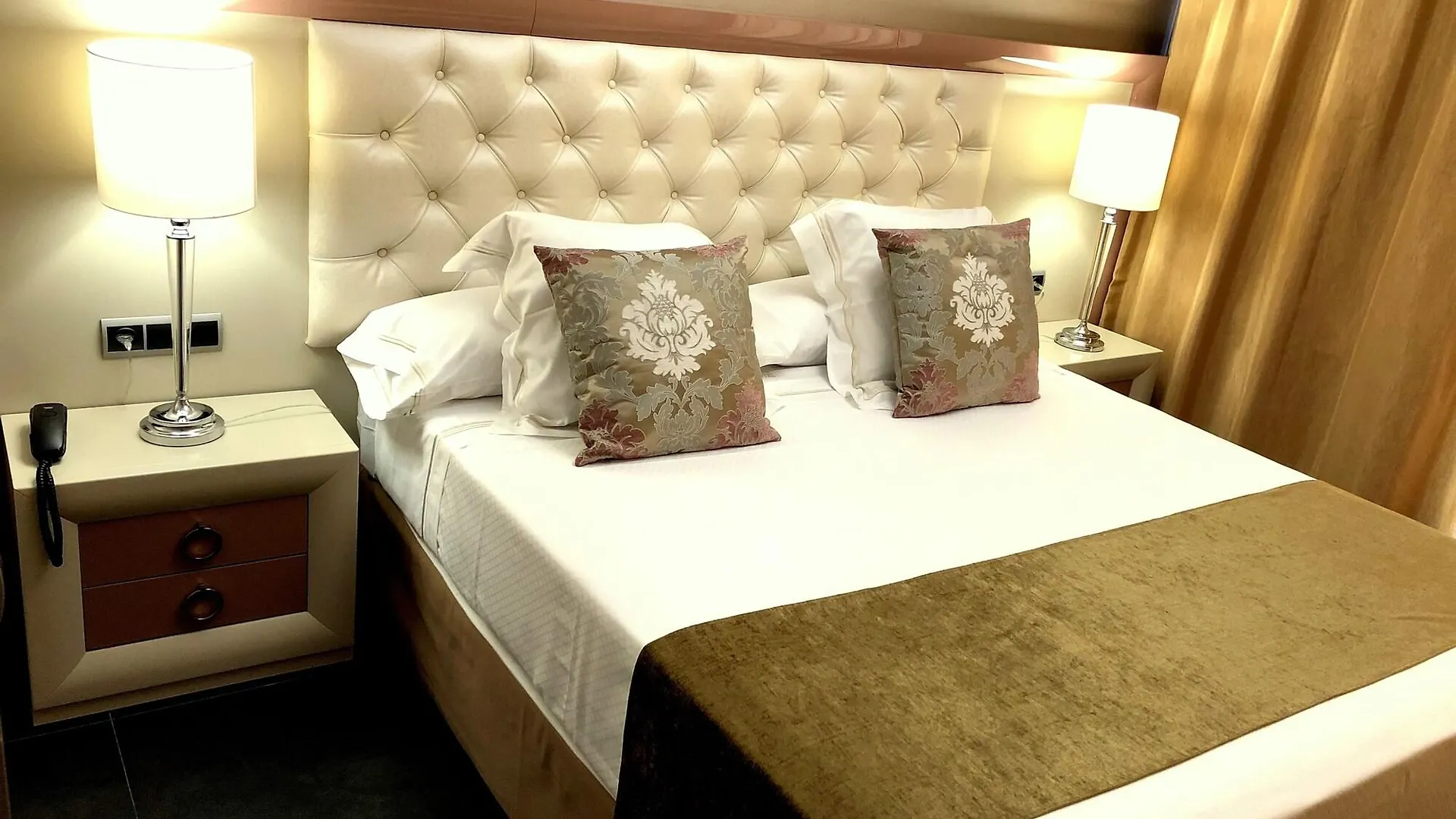 Hotel apartamentowy Artplatinum Suites & Apartments Benalmádena