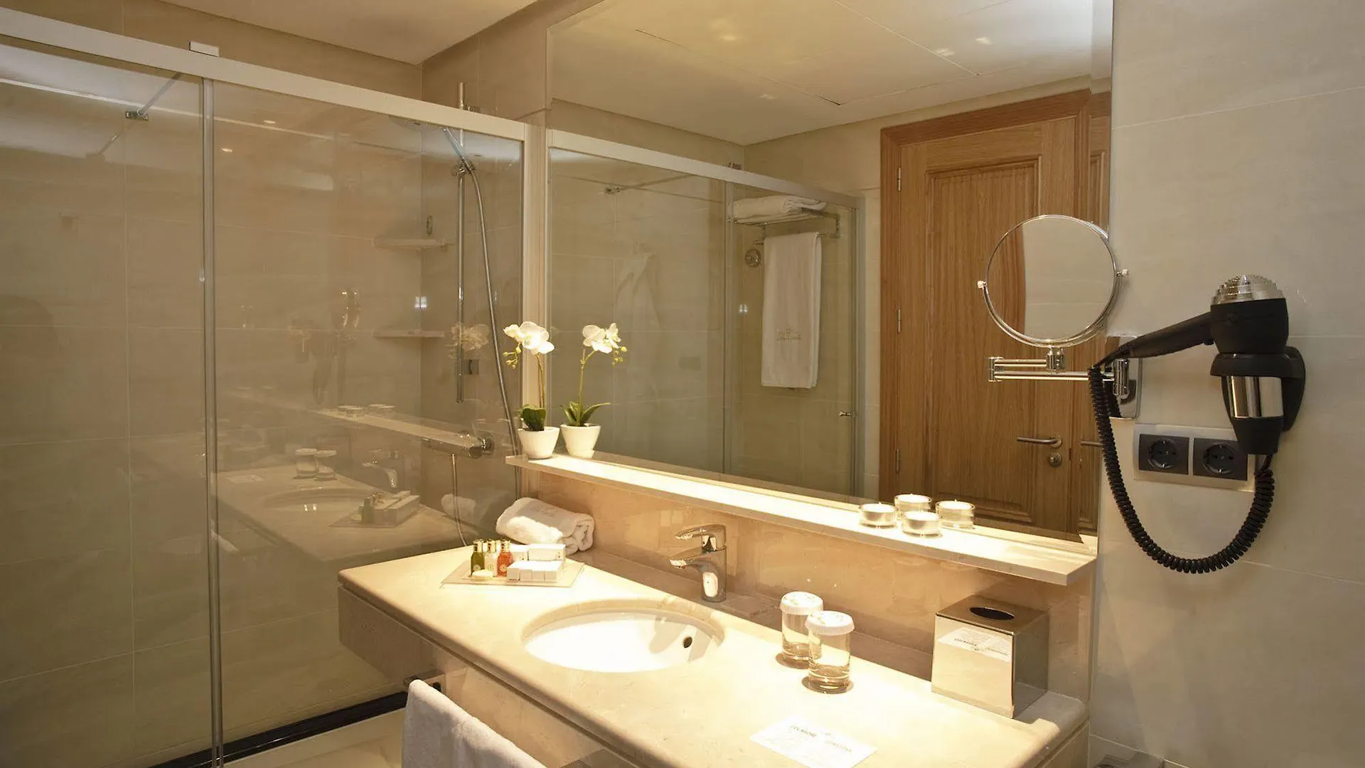 Hotel apartamentowy Artplatinum Suites & Apartments Benalmádena